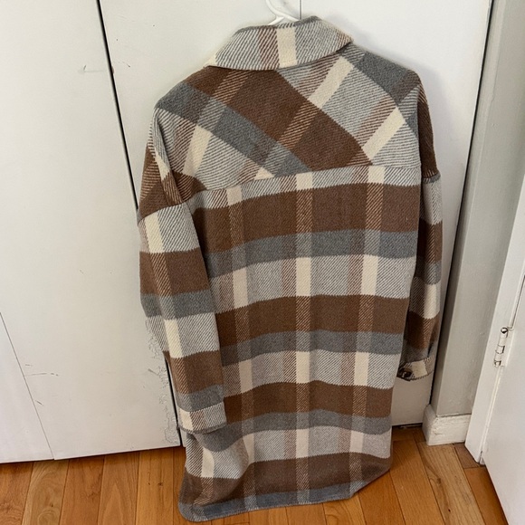 Evereve Shacket - Picture 3 of 3